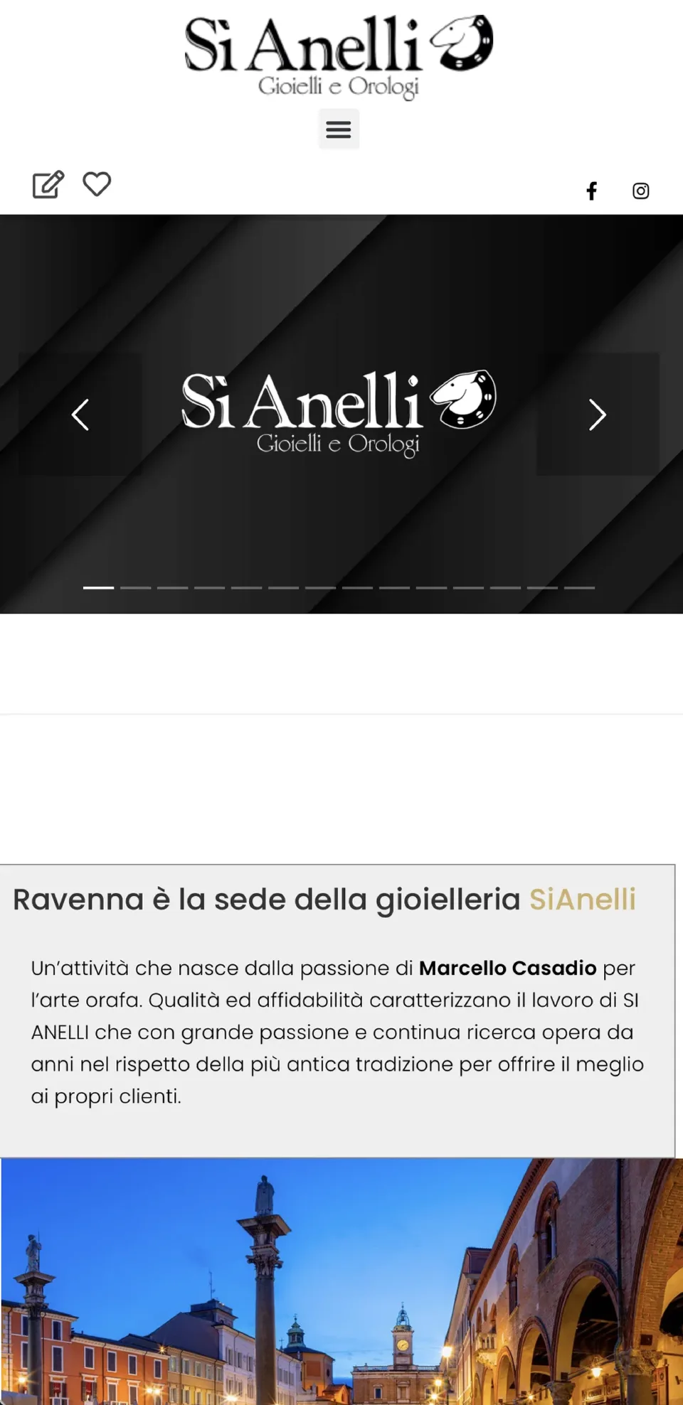La home del sito su telefono: il marchio, l’apertura nera e la presentazione Ravenna è la sede della gioielleria Sì Anelli, con una foto di piazza del Popolo