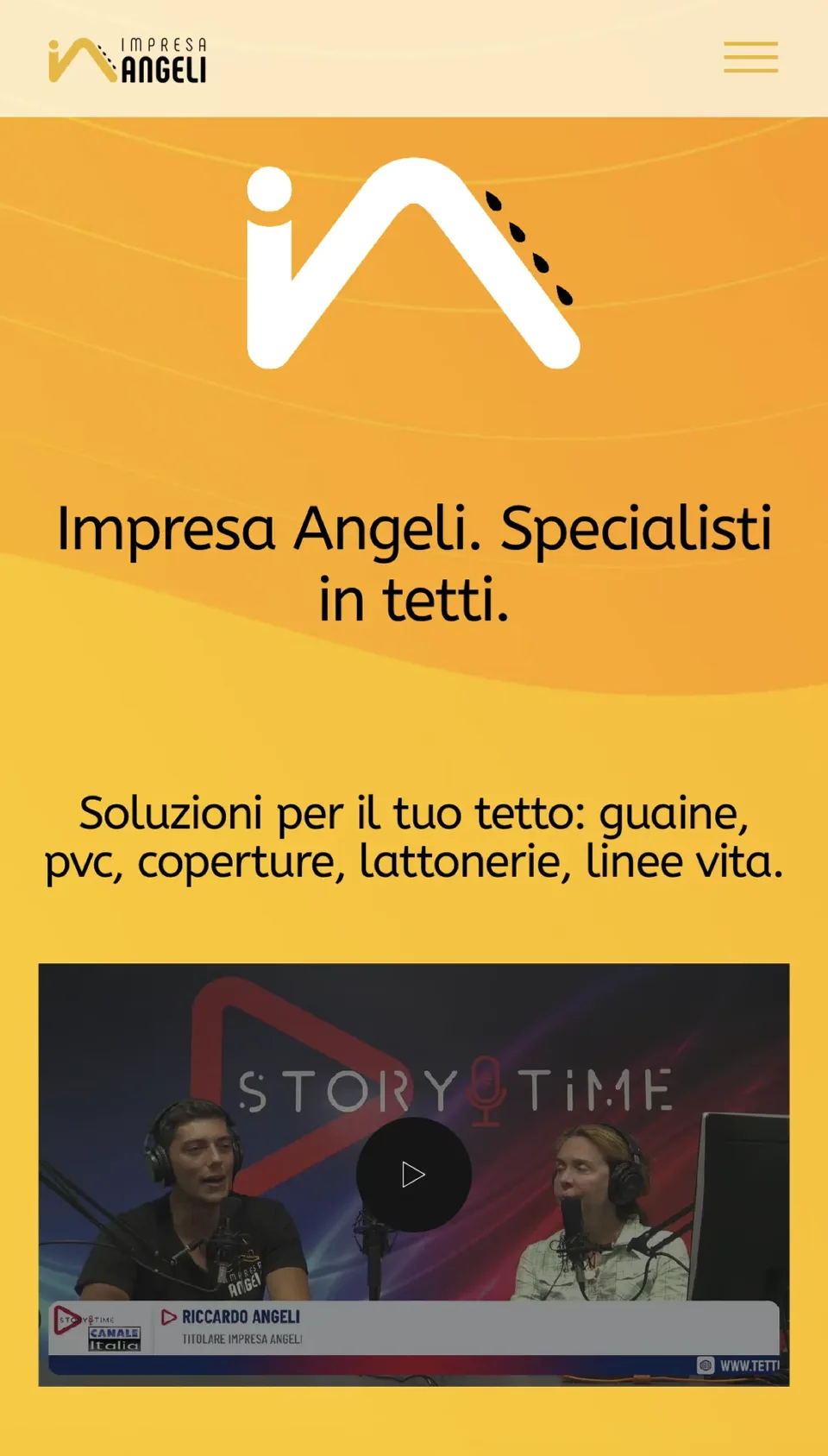 La home del sito su telefono: il pittogramma bianco su fondo arancio, il titolo e l’elenco dei servizi per il tetto